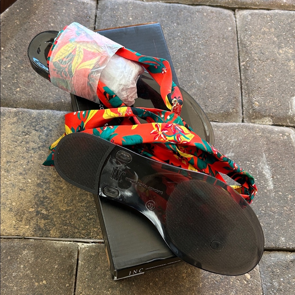 INC International Concepts Vibrant Floral Sandals - Red and Green - Picture 4 of 6